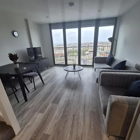 Stunning 2 Bed 伯明翰